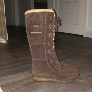 Winter boots